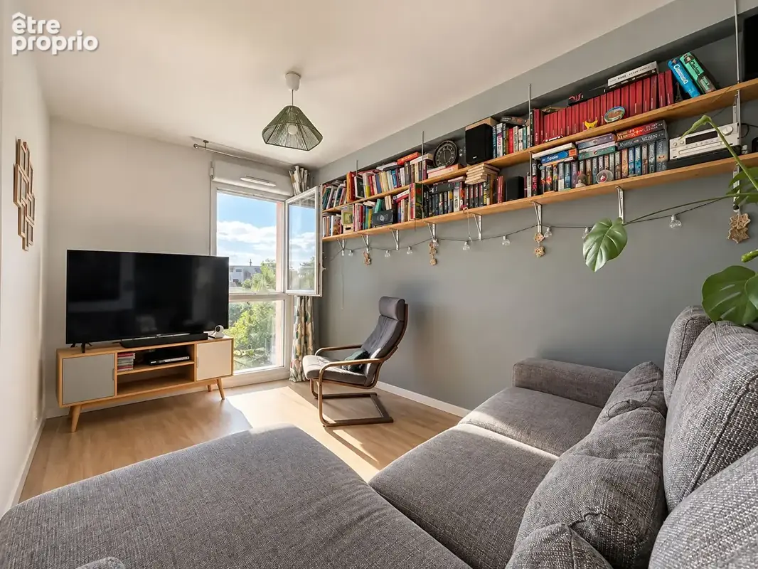 Bas Cenon - Appartement T3 de 76 m² avec loggia et place de parking - photo 6