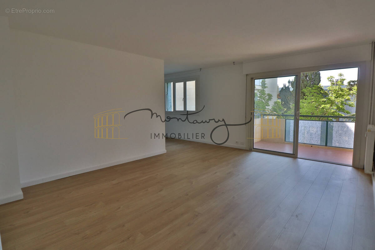 Appartement à NIMES