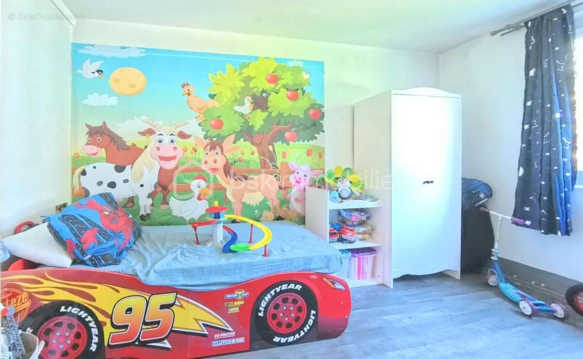 Appartement à CLICHY-SOUS-BOIS