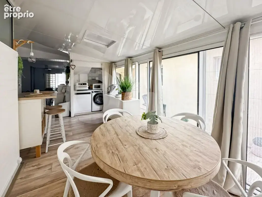 Hyères centre – appartement 3 pièces avec cour privative - photo 5