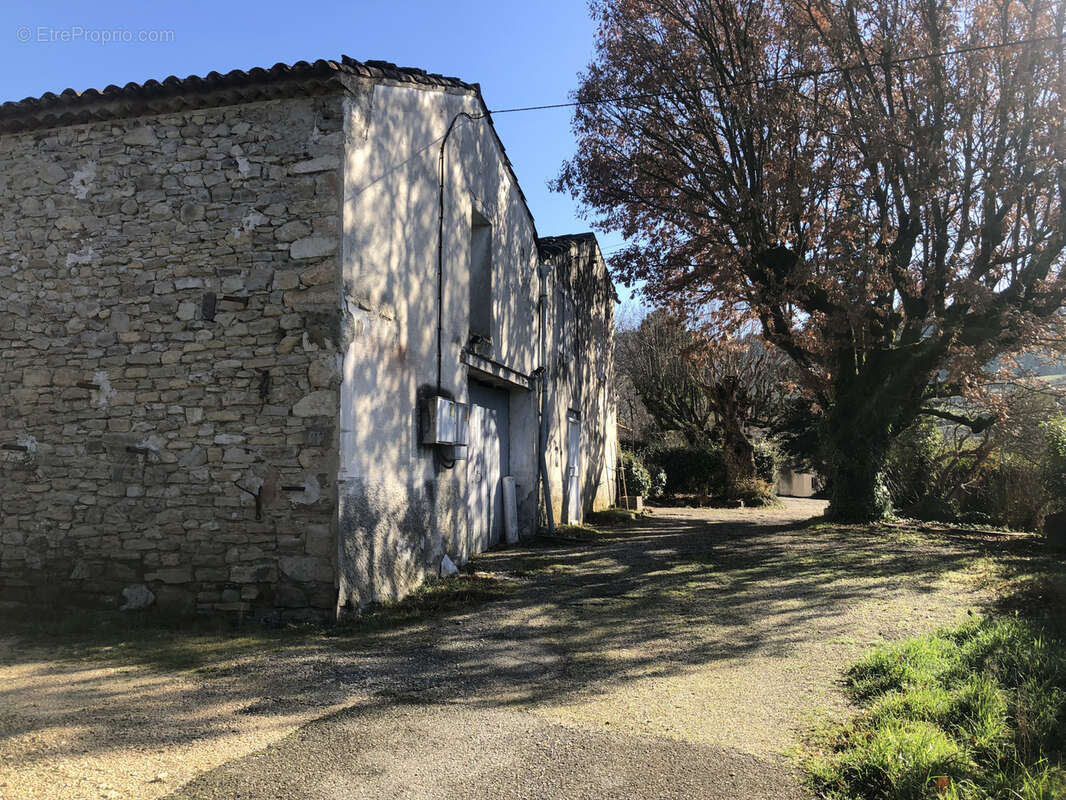 Maison à BONNIEUX