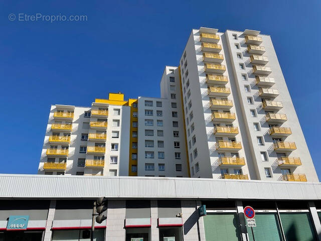 Appartement à SAINT-ETIENNE