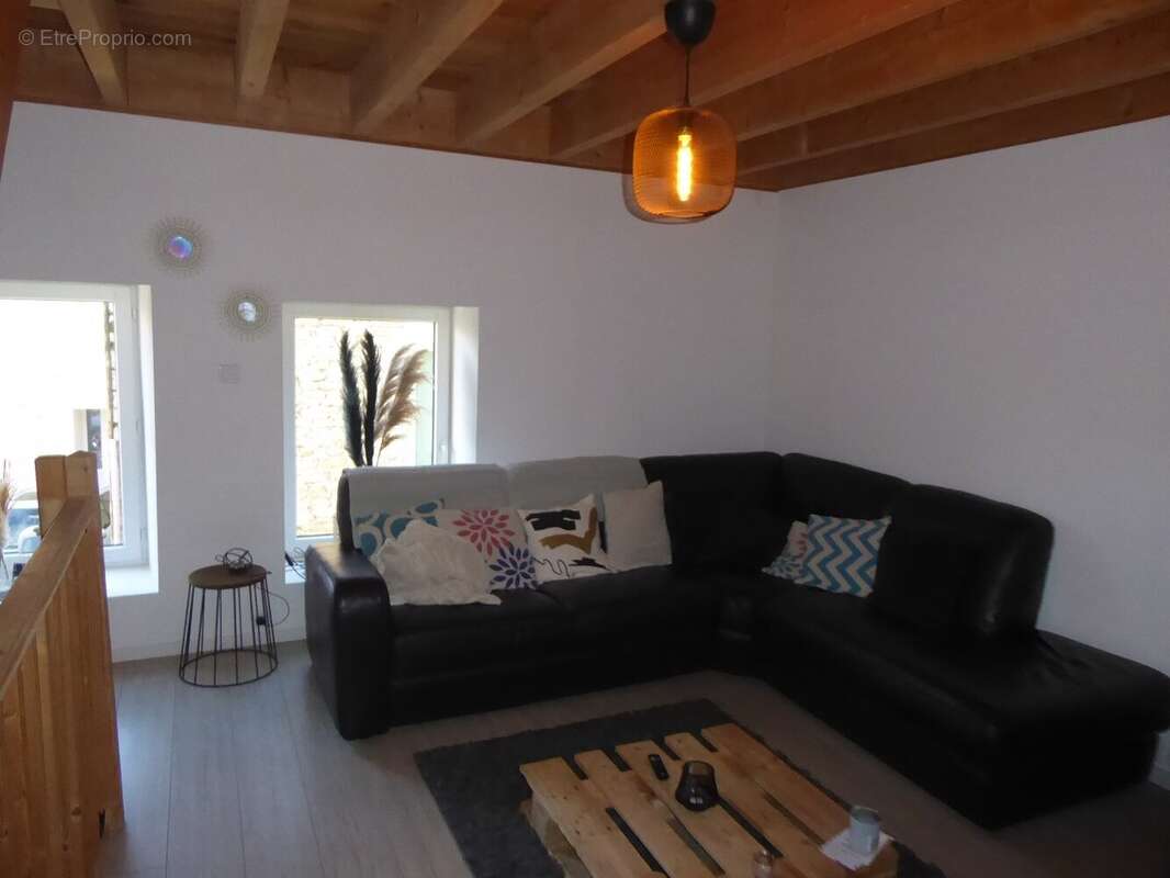 Maison à TREPT