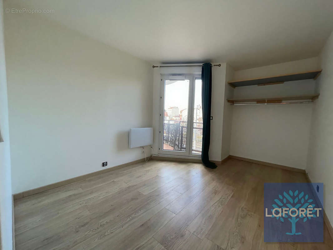 Appartement à VILLEMOMBLE