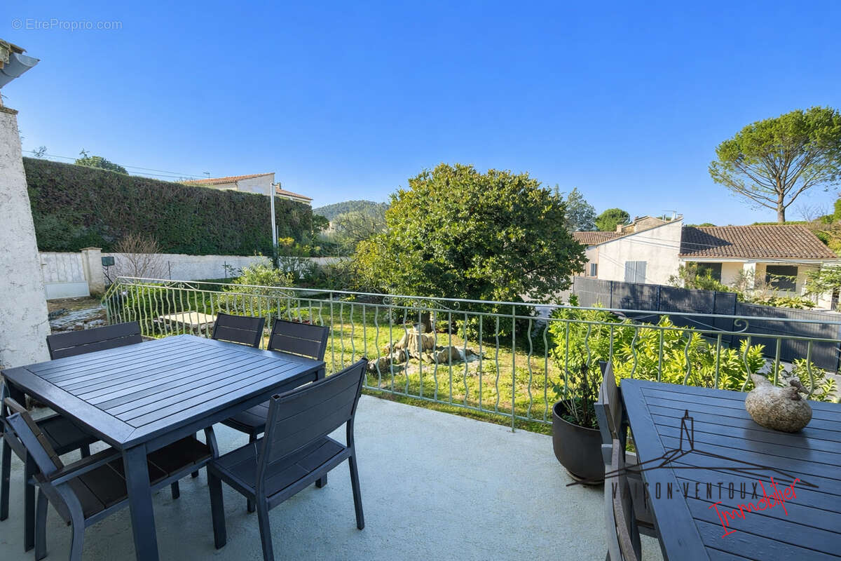 Maison à VAISON-LA-ROMAINE