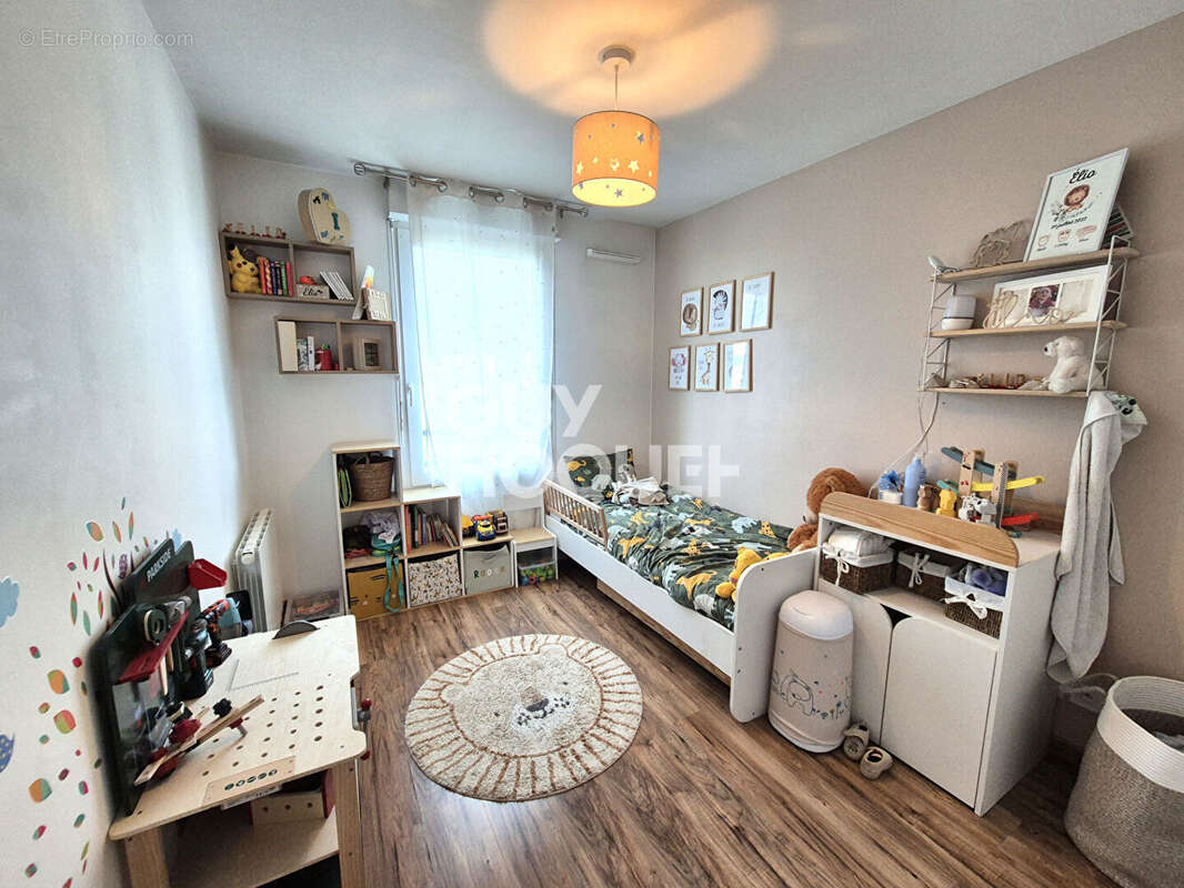 Appartement à OULLINS