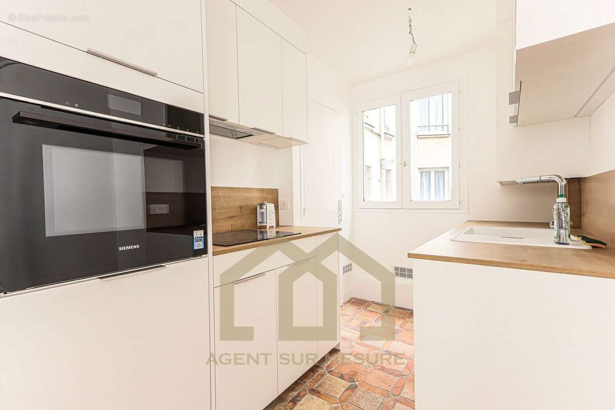 Appartement à PARIS-6E