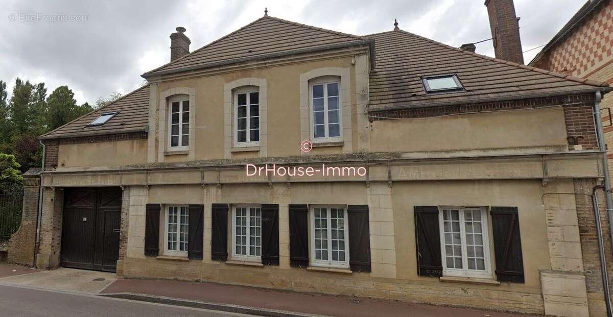 Maison à AIX-EN-OTHE