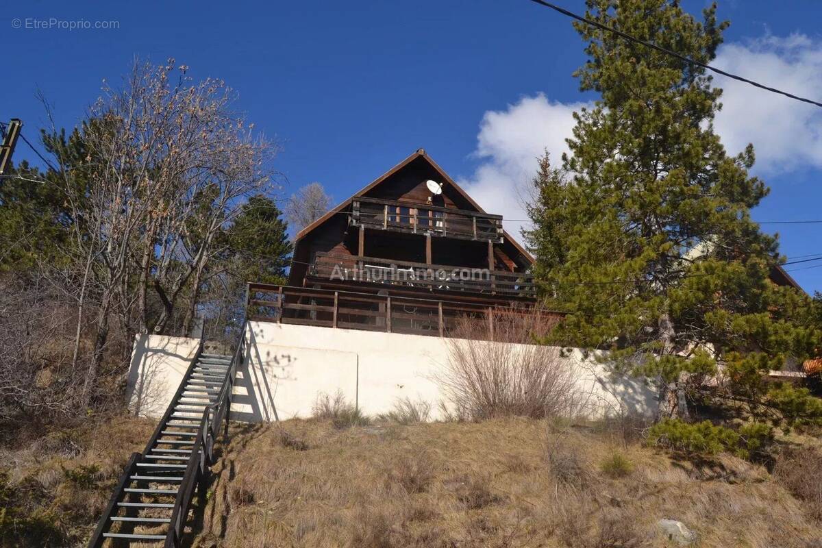 Maison à ALLOS