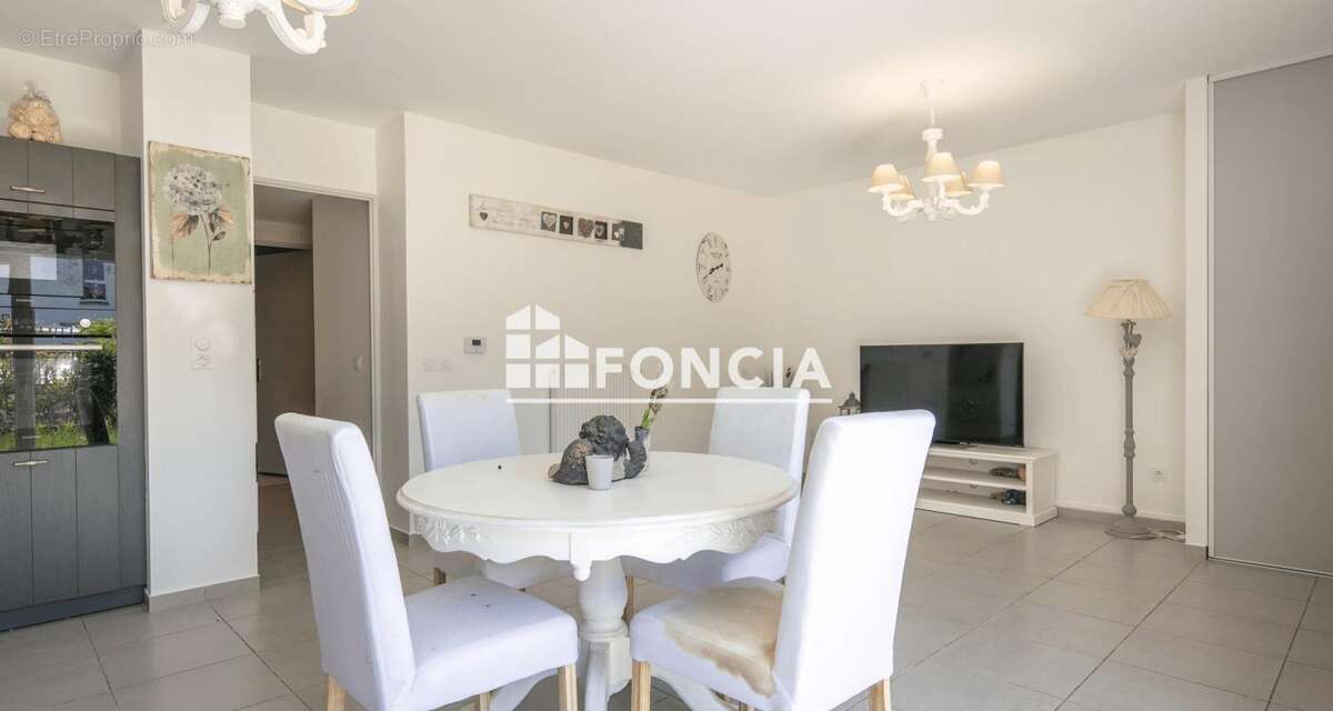 Appartement à VARCES-ALLIERES-ET-RISSET