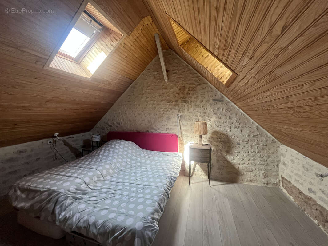 Maison à COMMES