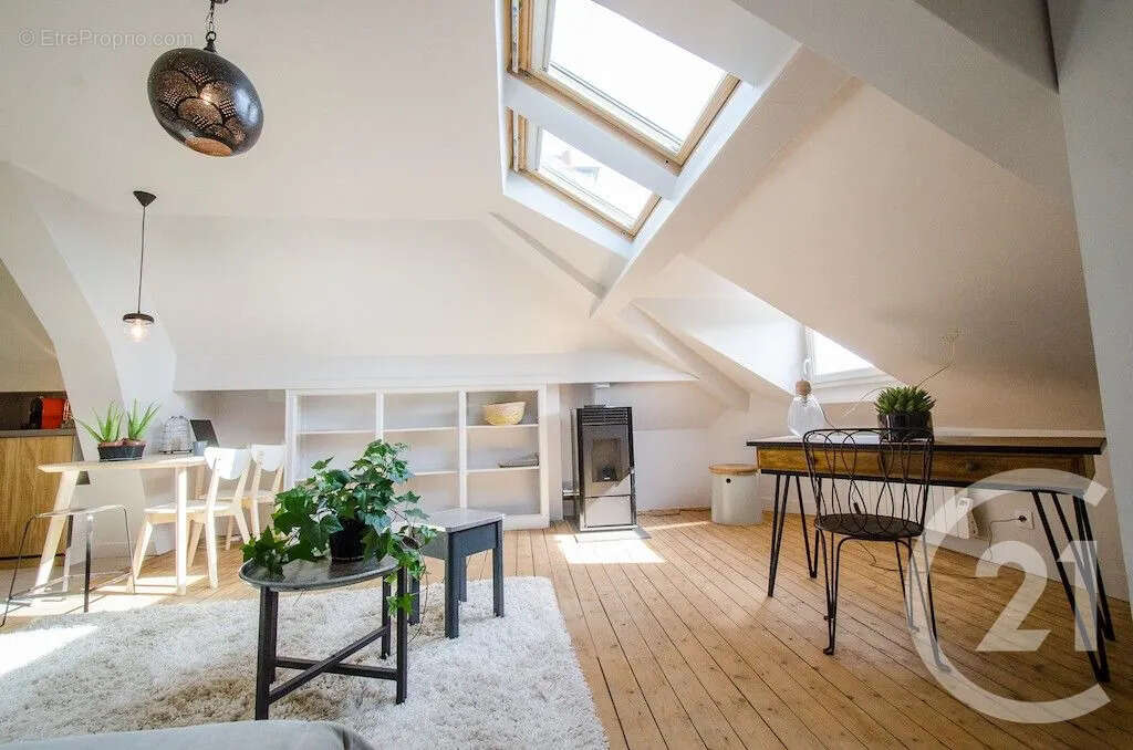 Appartement à PARIS-12E