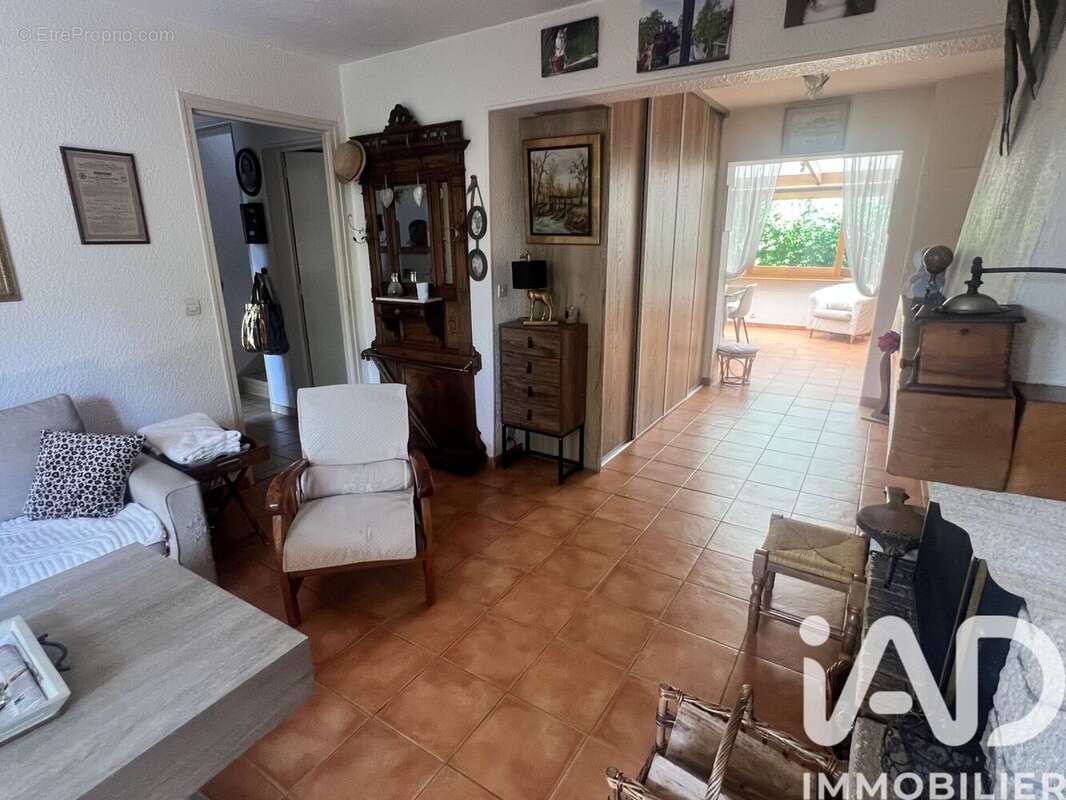 Photo 2 - Maison à THIAIS