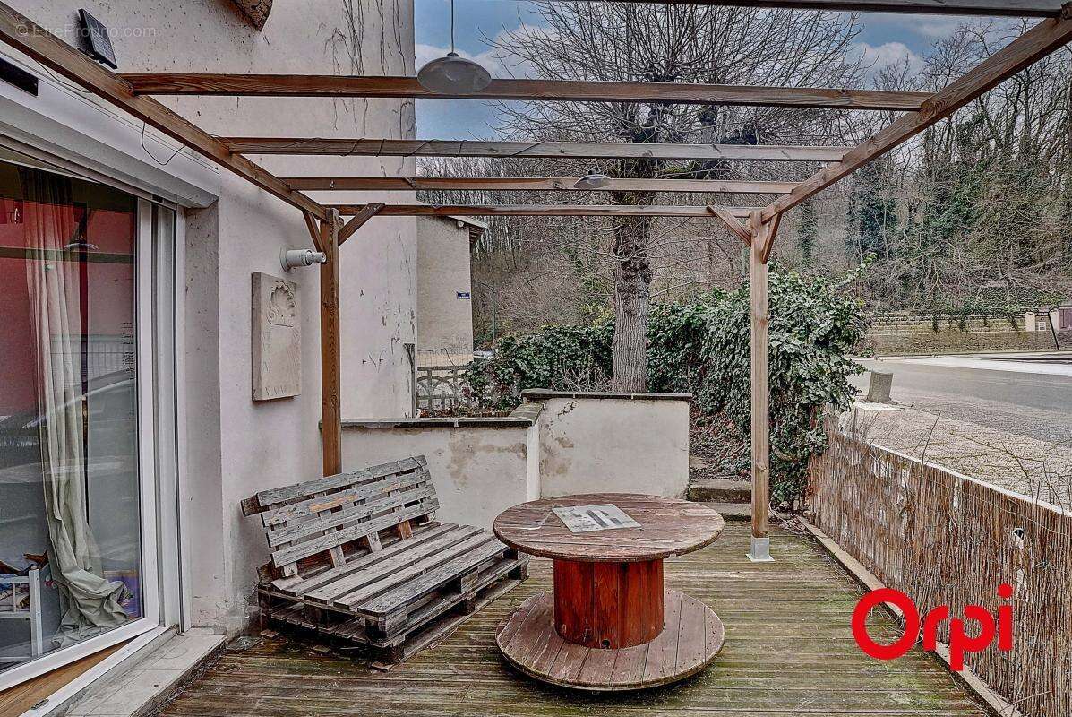 Maison à ROCHETAILLEE-SUR-SAONE