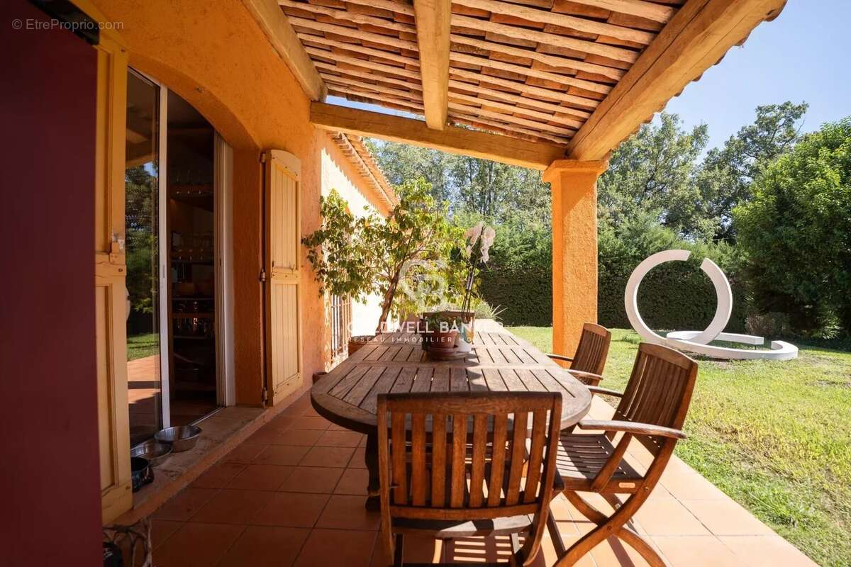 Maison à MOUGINS