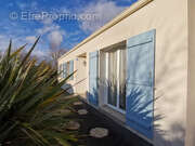 Maison à VENDRENNES