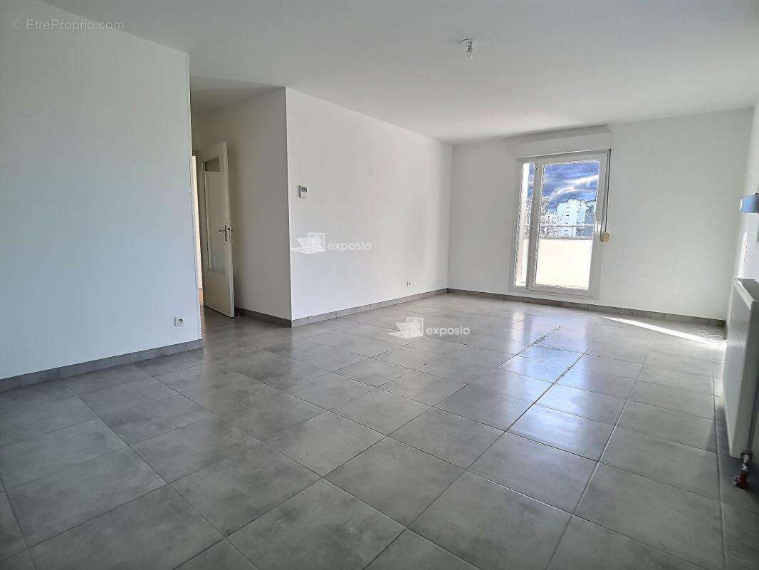 Appartement à LYON-8E