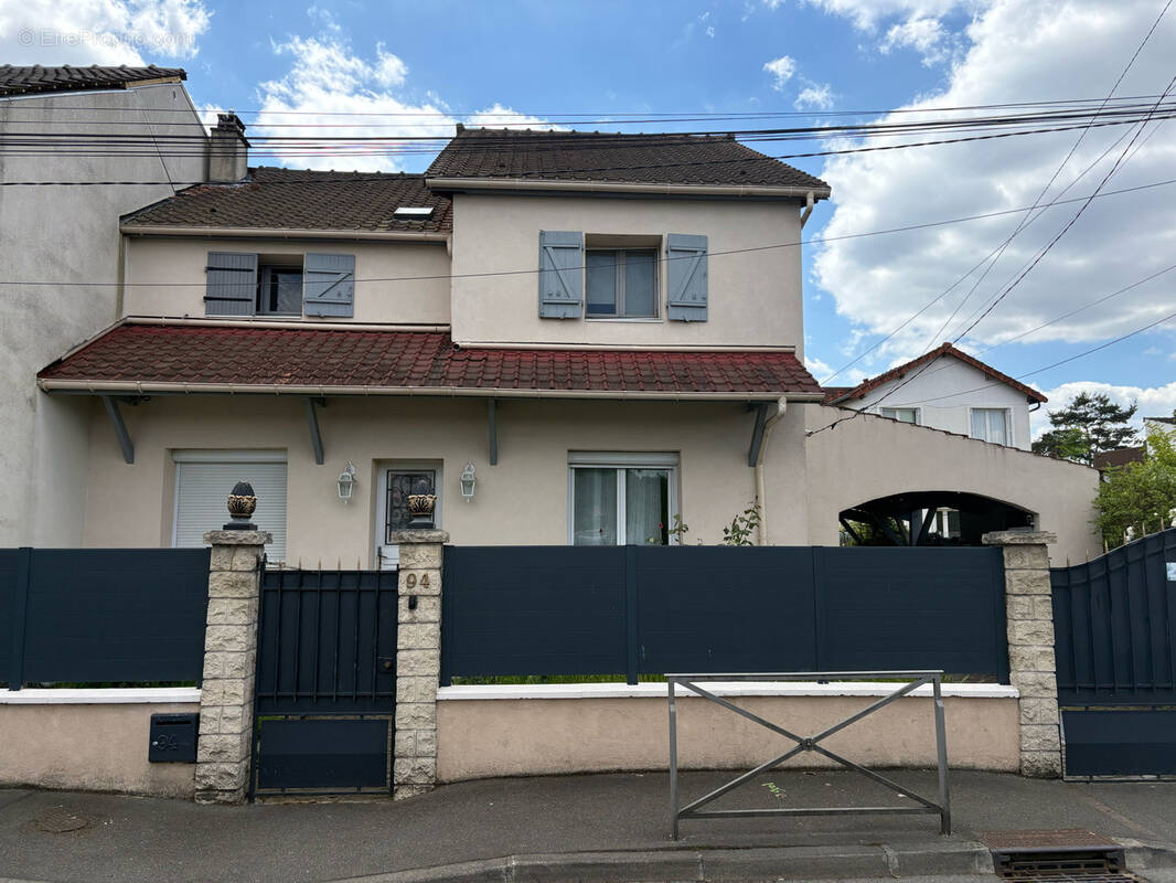 Maison à CLICHY-SOUS-BOIS