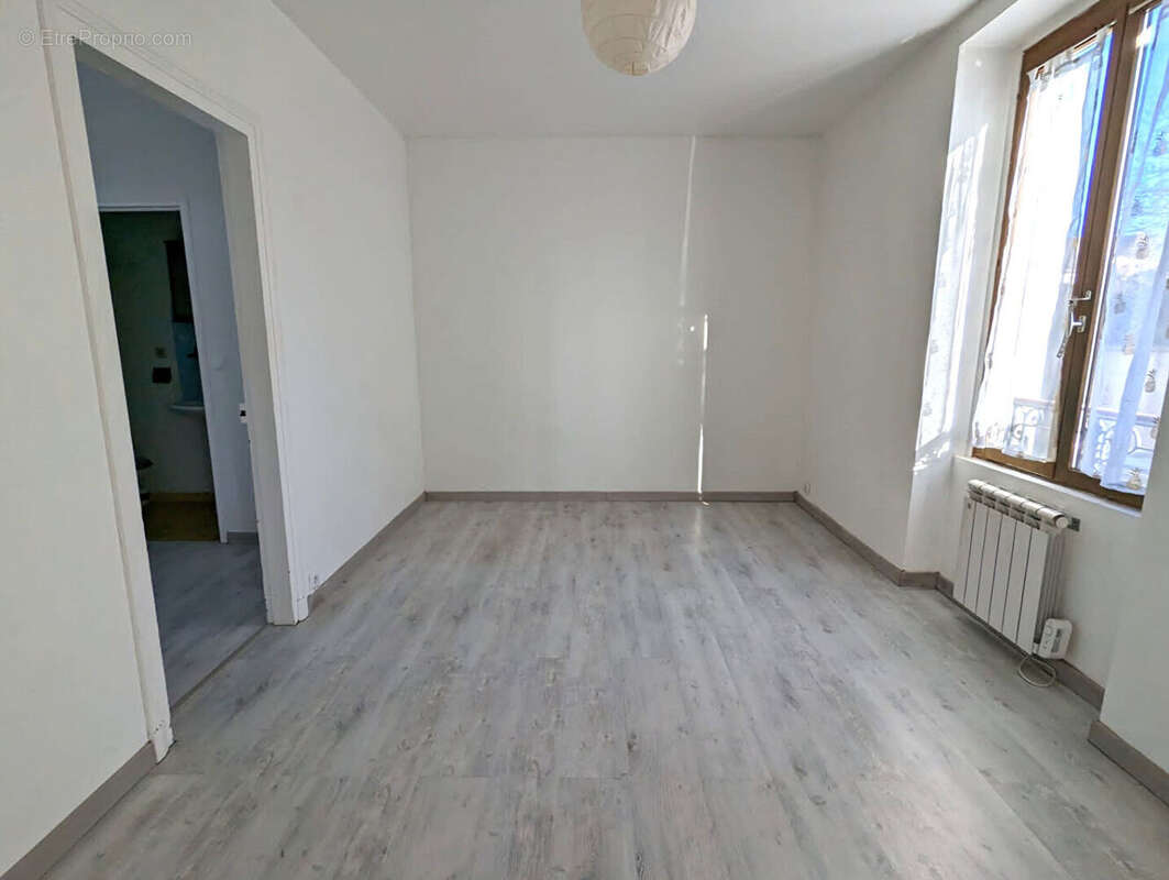 Appartement à PERSAN