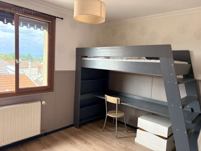 Appartement à BOURGOIN-JALLIEU