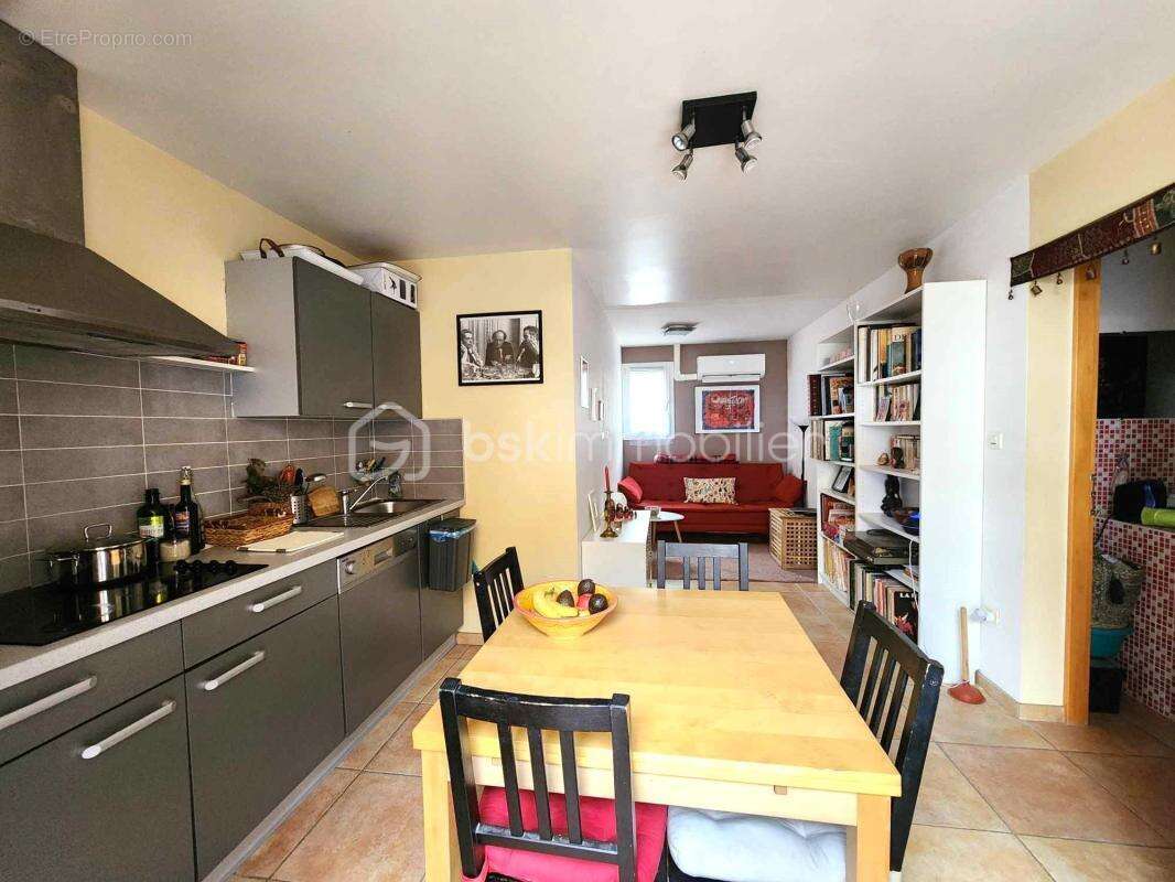 Appartement de 33 m2 avec piscine, place de parking et cave - photo 5