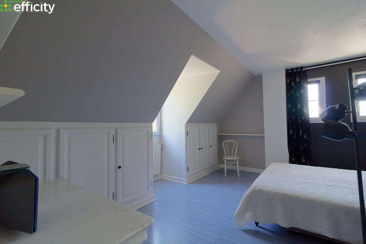 Maison 275 m² à Chaumontel  - photo 15