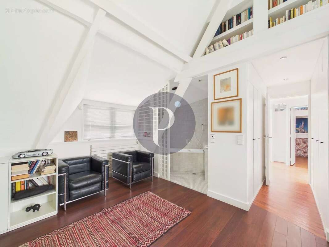 VAUHALLAN – Propriété 7 pièces – Réception 100 m² - Vue dominante – Terrain boisé 4726 m² - photo 15