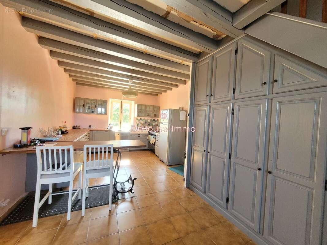 Maison 155 m² à Saint-Hilaire-Les-Andresis  - photo 3