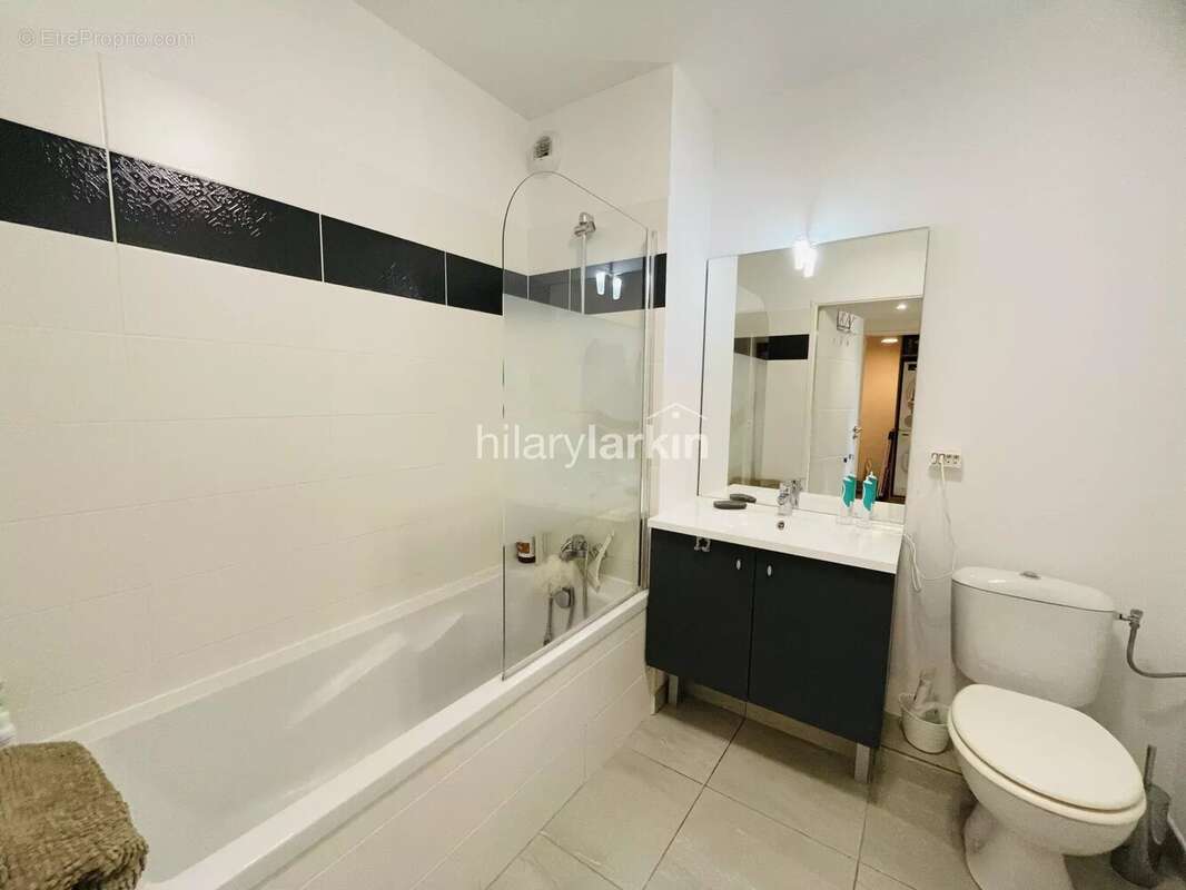 Appartement à MOUGINS