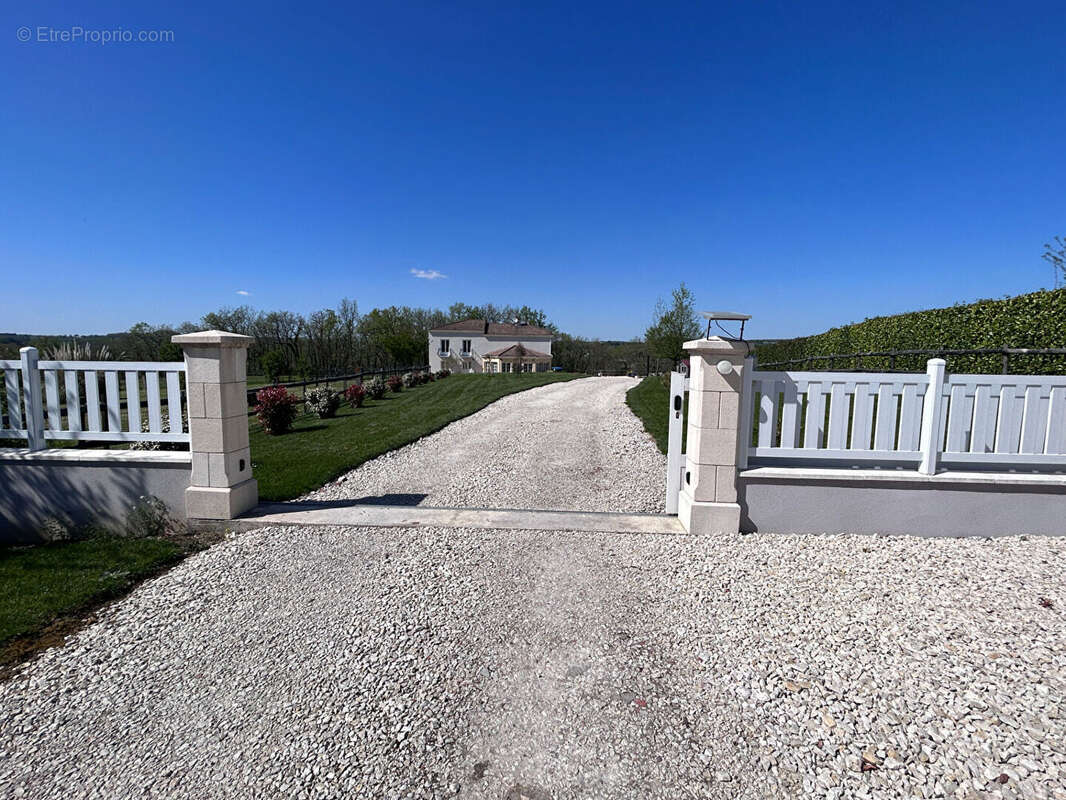 Maison à VILLENEUVE-SUR-LOT