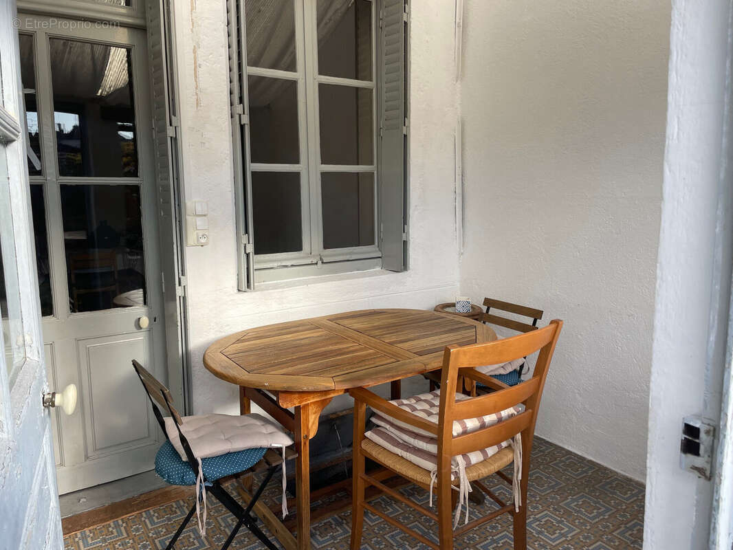 Maison à LA CLAYETTE