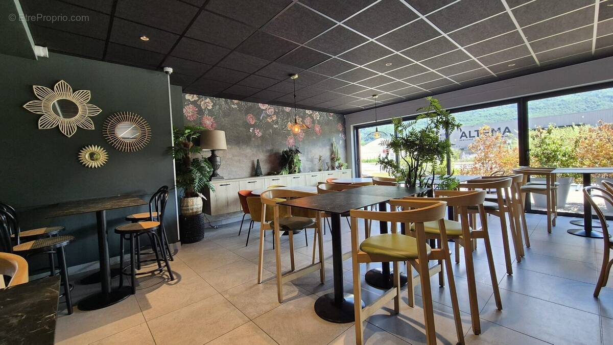 Autre à GILLY-SUR-ISERE