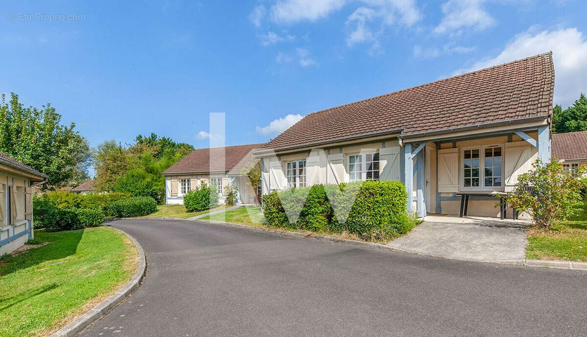Maison 26 m² à Branville  - photo 4
