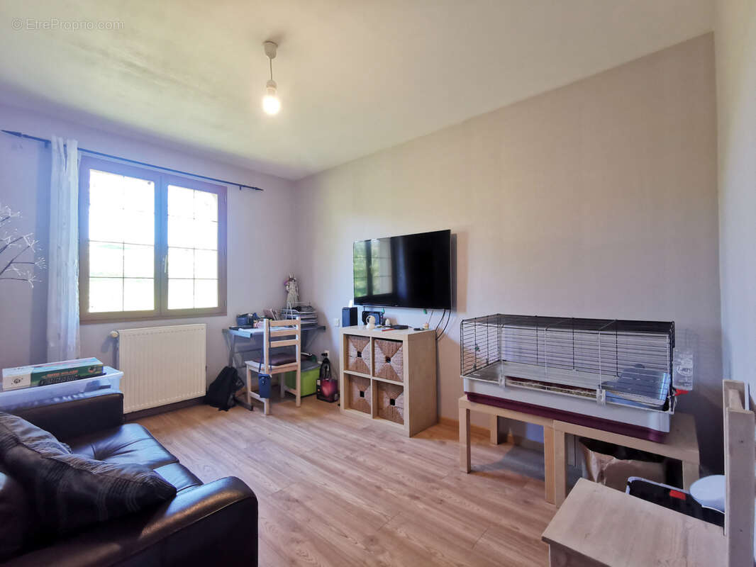 Maison à SAINT-PHAL