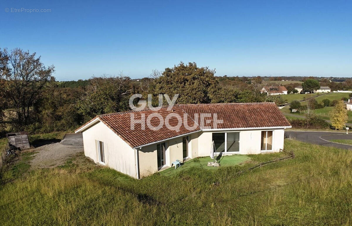 Maison à SAINT-SEVER