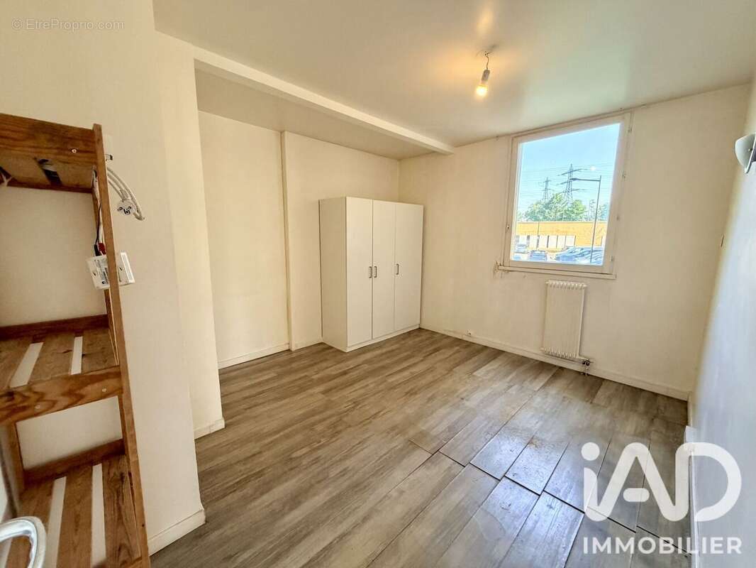 Photo 4 - Appartement à CERGY