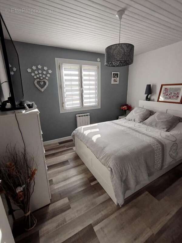 Maison à LA HAYE-MALHERBE