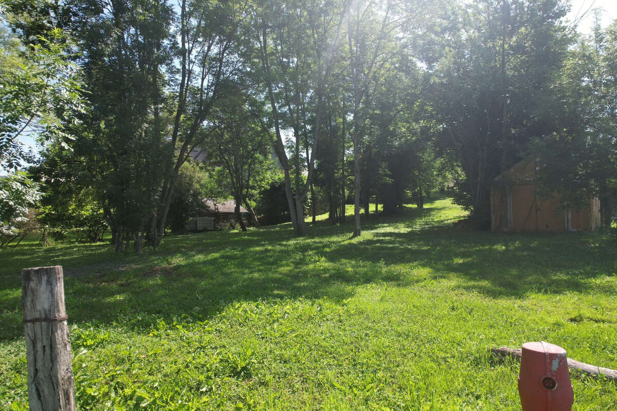 Terrain à MARCELLAZ-ALBANAIS