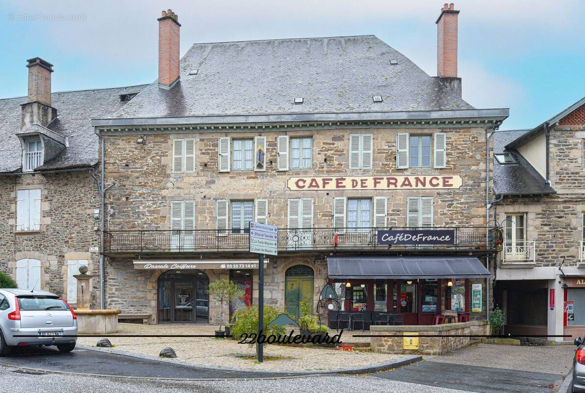 Appartement à UZERCHE