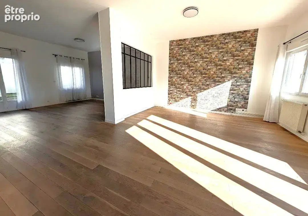 Appartement 6 pièces 154 m² à vendre à Neuilly-Plaisance (93360) - photo 2