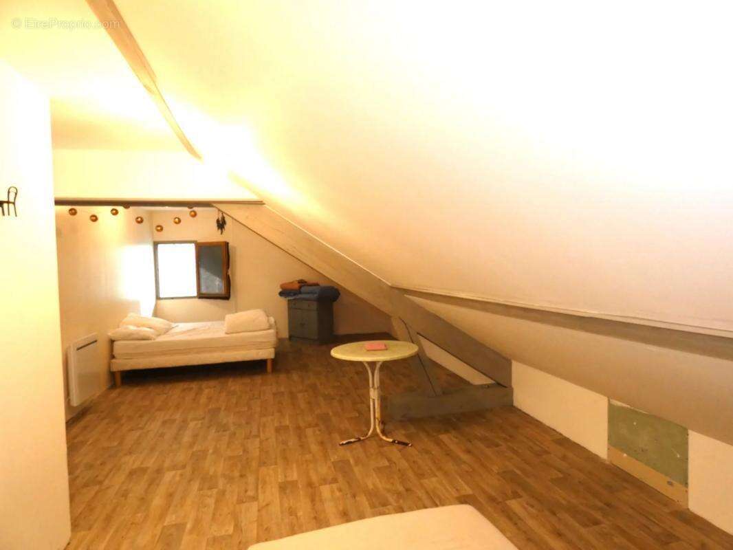 Maison à SAINT-BERON