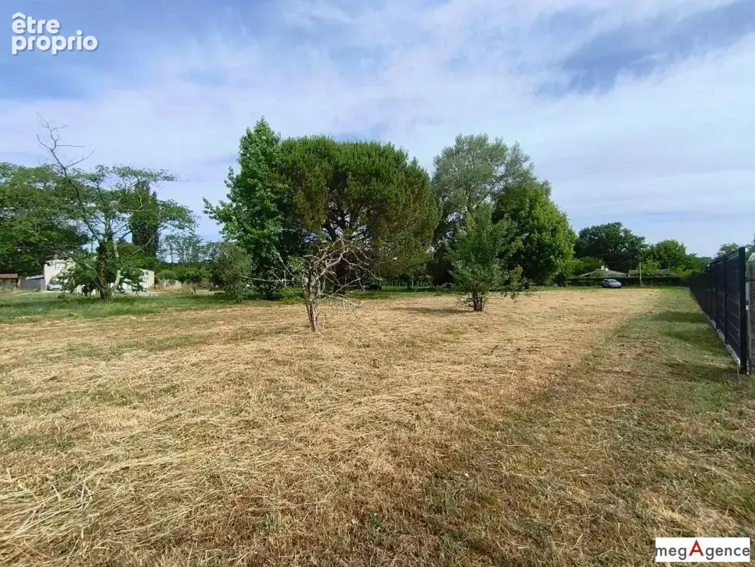 Terrain constructible de 1 667 m² à Saint-Girons-d'Aiguevives - photo 5