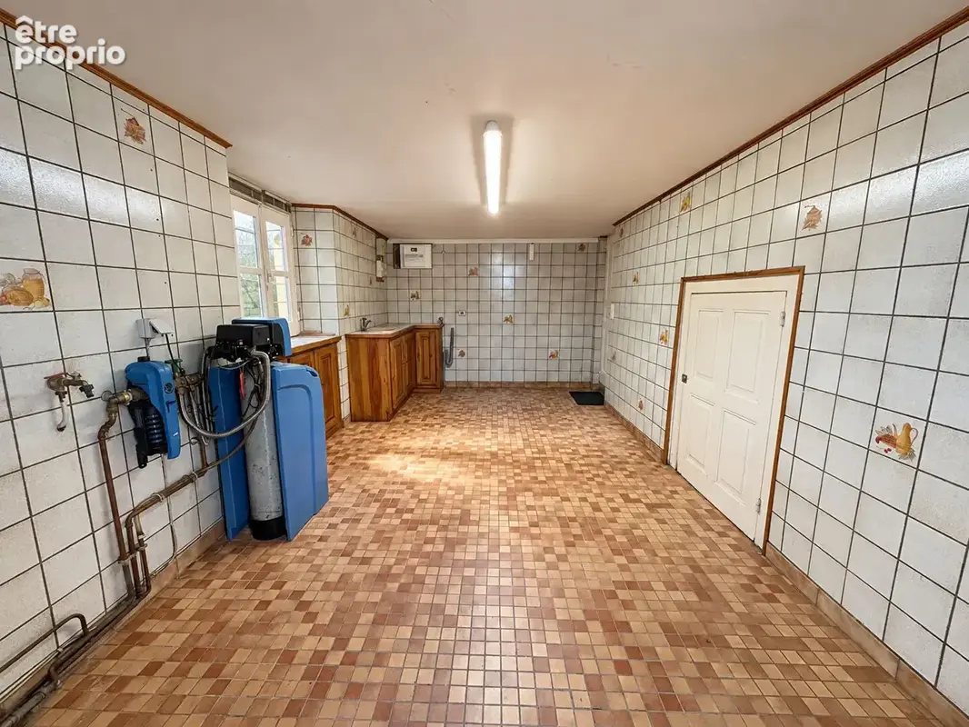 Maison mitoyenne en pierre rénovée avec 3 chambres et Garage - photo 16