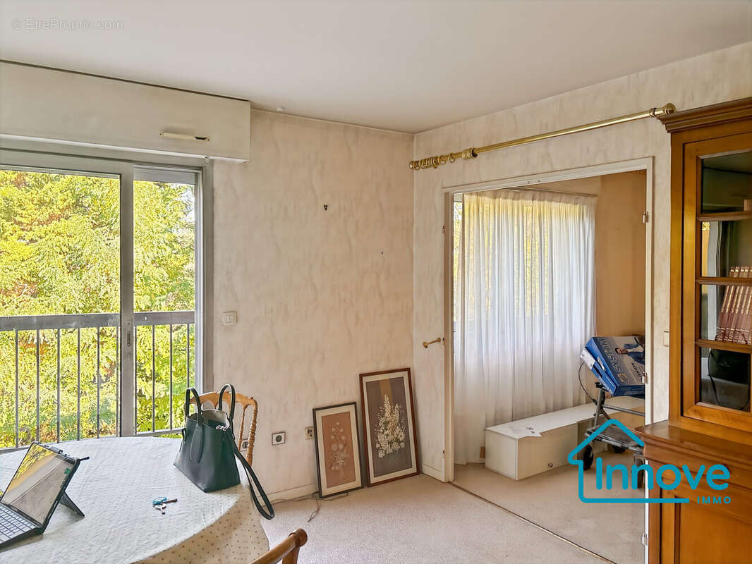 Appartement à BOURG-LA-REINE