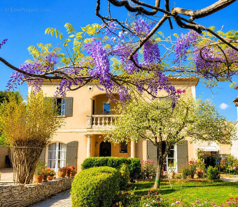 Maison à VILLENEUVE-LES-AVIGNON