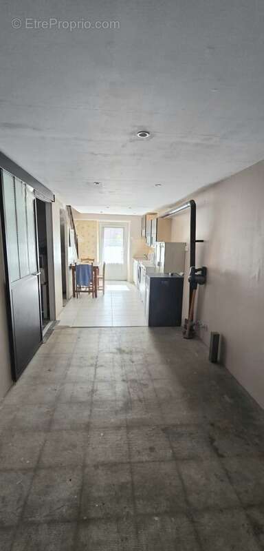 Maison à CHATEAUPONSAC