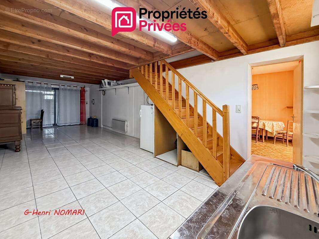 Maison à Issé, 5 pièce(s) 109 m2, 2 Chambres, terrain de 682m² - photo 11