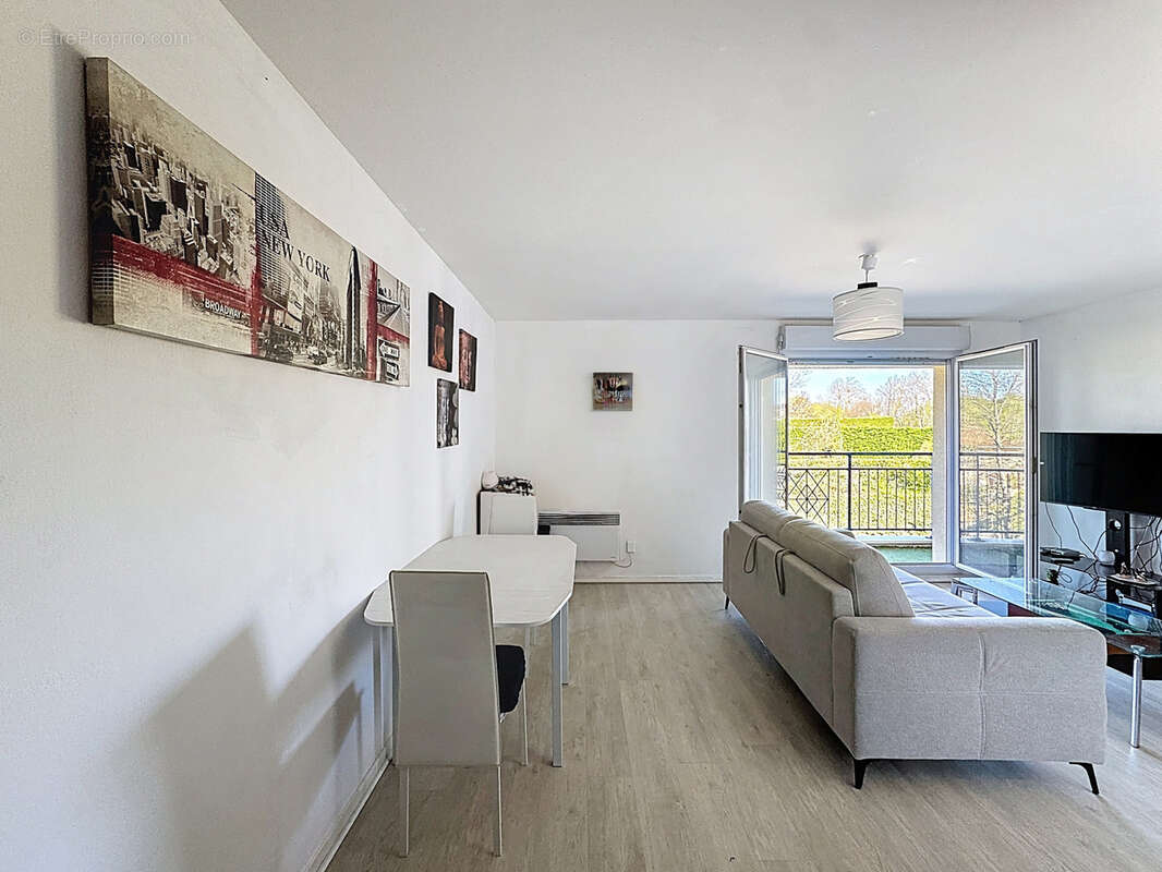 Appartement à VILLEFONTAINE