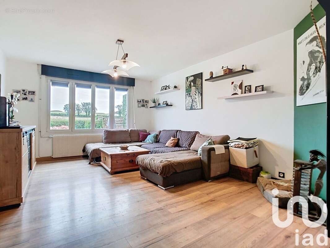 Photo 5 - Maison à ALEMBON