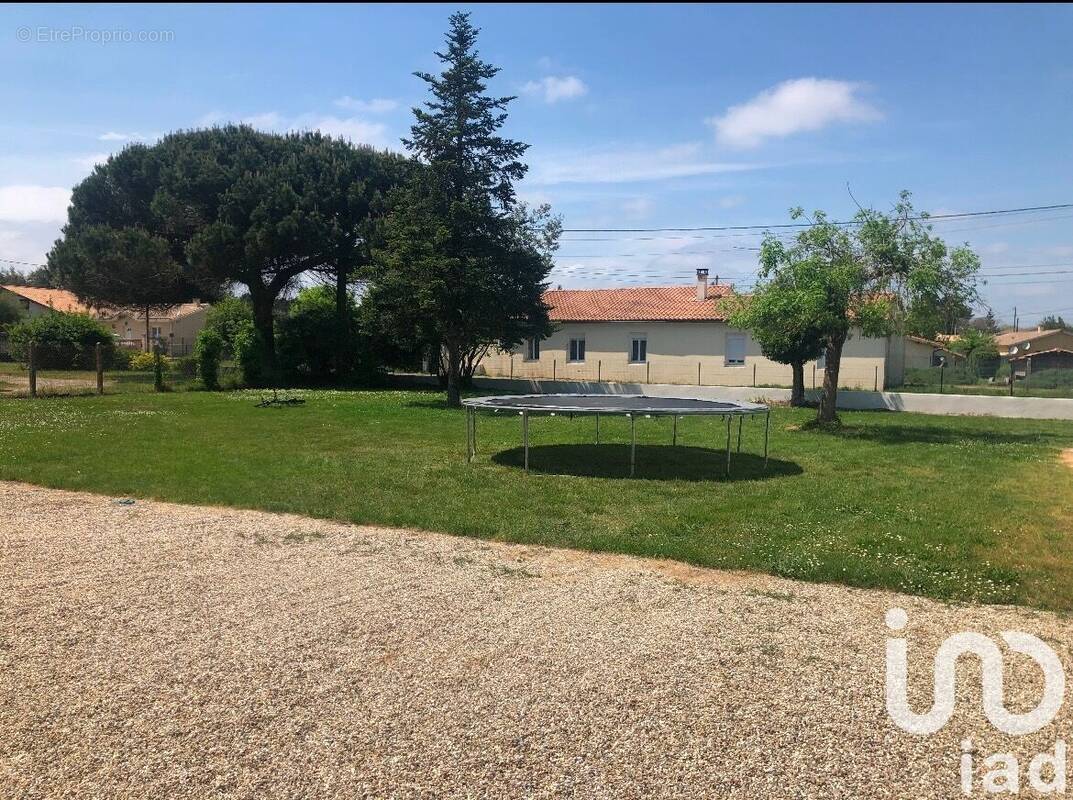 Photo 1 - Terrain à LESPARRE-MEDOC